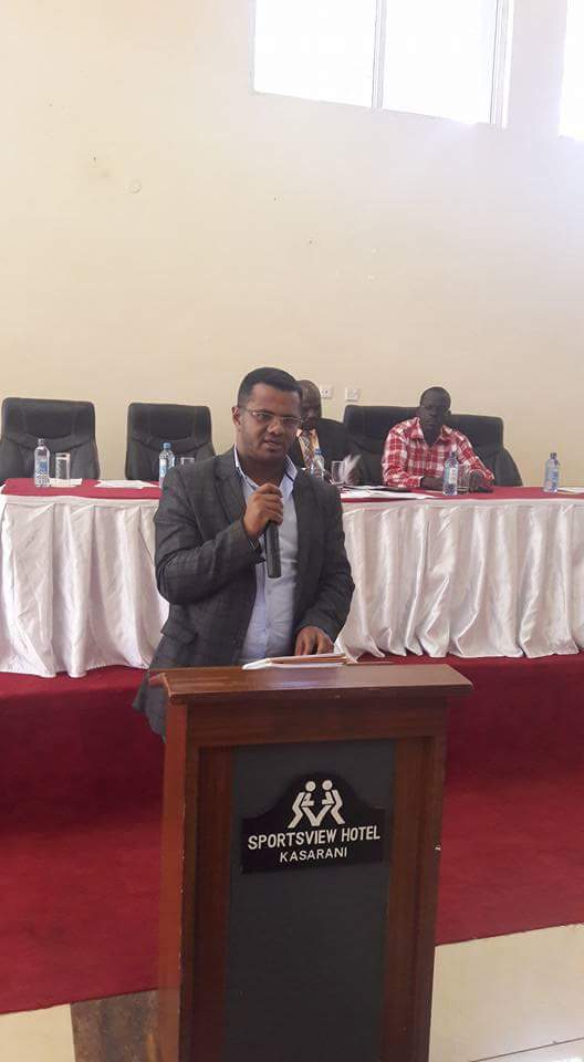 ikoha254's tweet photo. Mombasa Senator @HassanOmarH addressing Human Rights violations Victims on opportunities of engagement with Senate https://t.co/YIlis5xMx1
