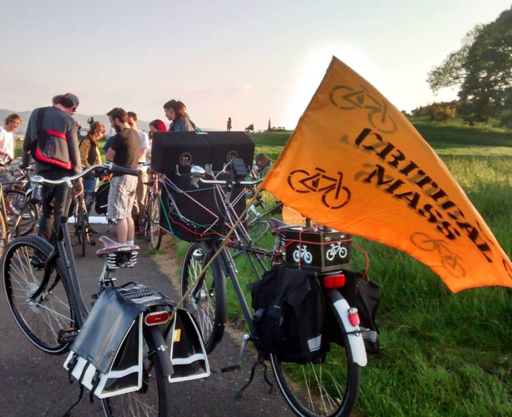 CriticalMassEDI's tweet photo. Happiness is a Critical Mass — Adventures in Happiness https://t.co/rgVhDOMh1j https://t.co/ZCSwjj3MnT