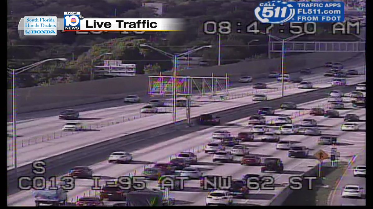 Crash on I-95 SB and NW 62nd St/ Express Lanes Blocked #TRAFFIC #MIAMI https://t.co/ricnbKjmR8