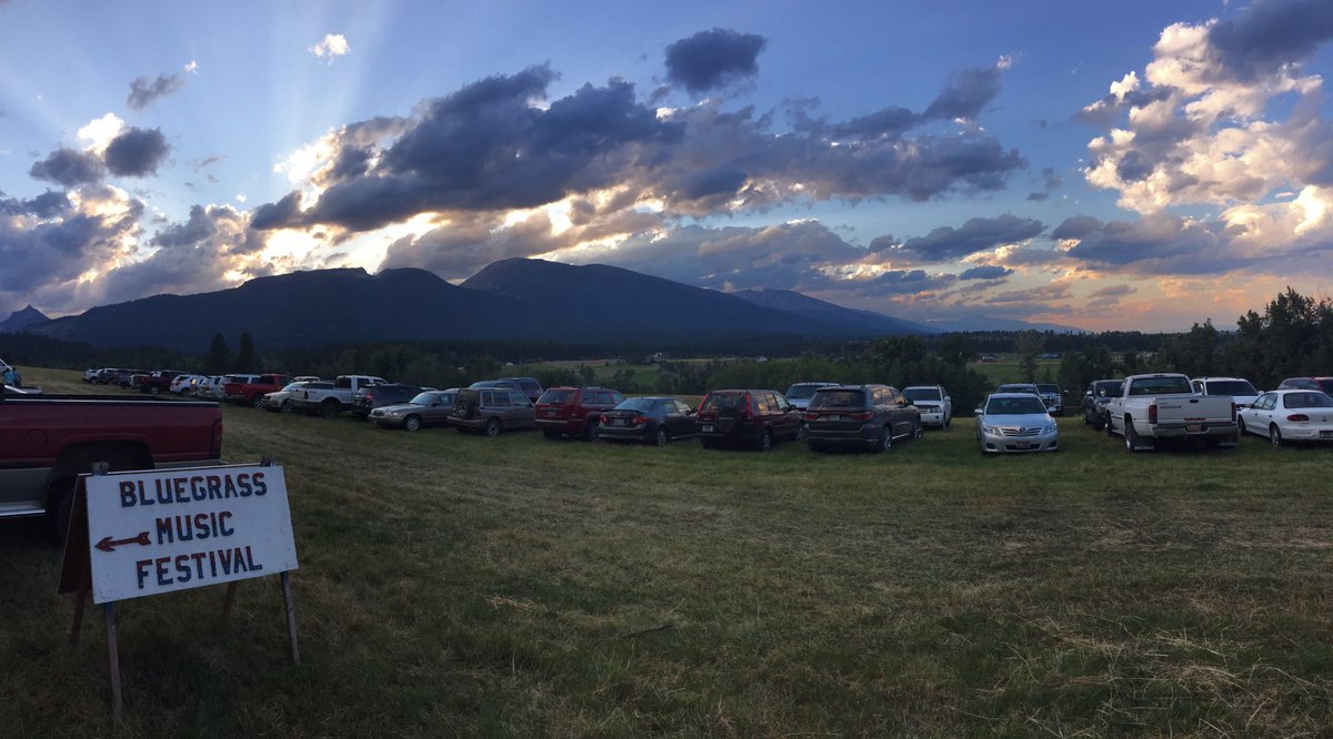 KTZDrums's tweet photo. wouldn't be a proper vacation without some good ol' fashioned Bluegrass #hardtimesbluegrass #Montana #mountaingirl https://t.co/FQZqMSCsMc