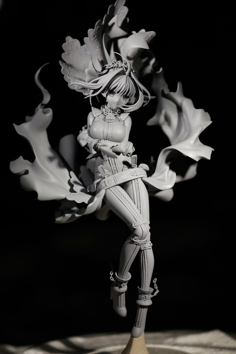 yusukeDr's tweet photo. 7月24日WF フィギュア ライティングも作品の一部だろうか。すごく綺麗だった。
#ワンフェス #WF #2016WF #WF2016夏 #フィギュア https://t.co/HByC62VznK