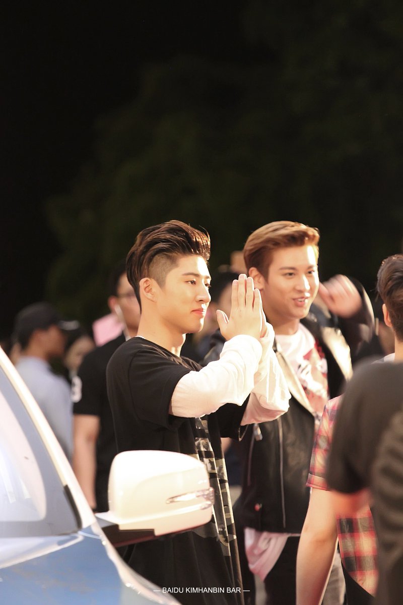 Baidu_KimHanBin's tweet photo. [HQ] 160610 the Remix n(*≧▽≦*)n #BI #비아이 #김한빈 #iKON #아이콘 #HANBIN https://t.co/gbwMlV1JuY