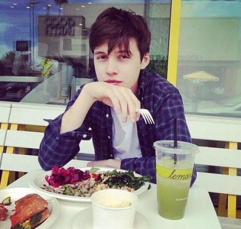 officialcutebae's tweet photo. Nick Robinson 💖 https://t.co/lz6rpcg80l