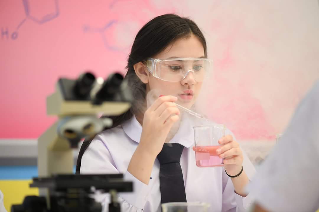 MVเพลงกาญจนา : รามาอวตาร 
กำกับโดย เต๋อ ฉันทวิชช์ ผลงานการแสดง ของ ปีโป้ อ๊อม คลอดีนและเจษ ติดตามได้ที่ FB:Puriku