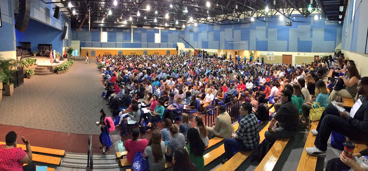 HoustonISD's tweet photo. More than 1,300 teachers new to HISD are getting tools &amp; resources needed to hit the ground running. #HISDNTA2016 https://t.co/rniTs9b9ts