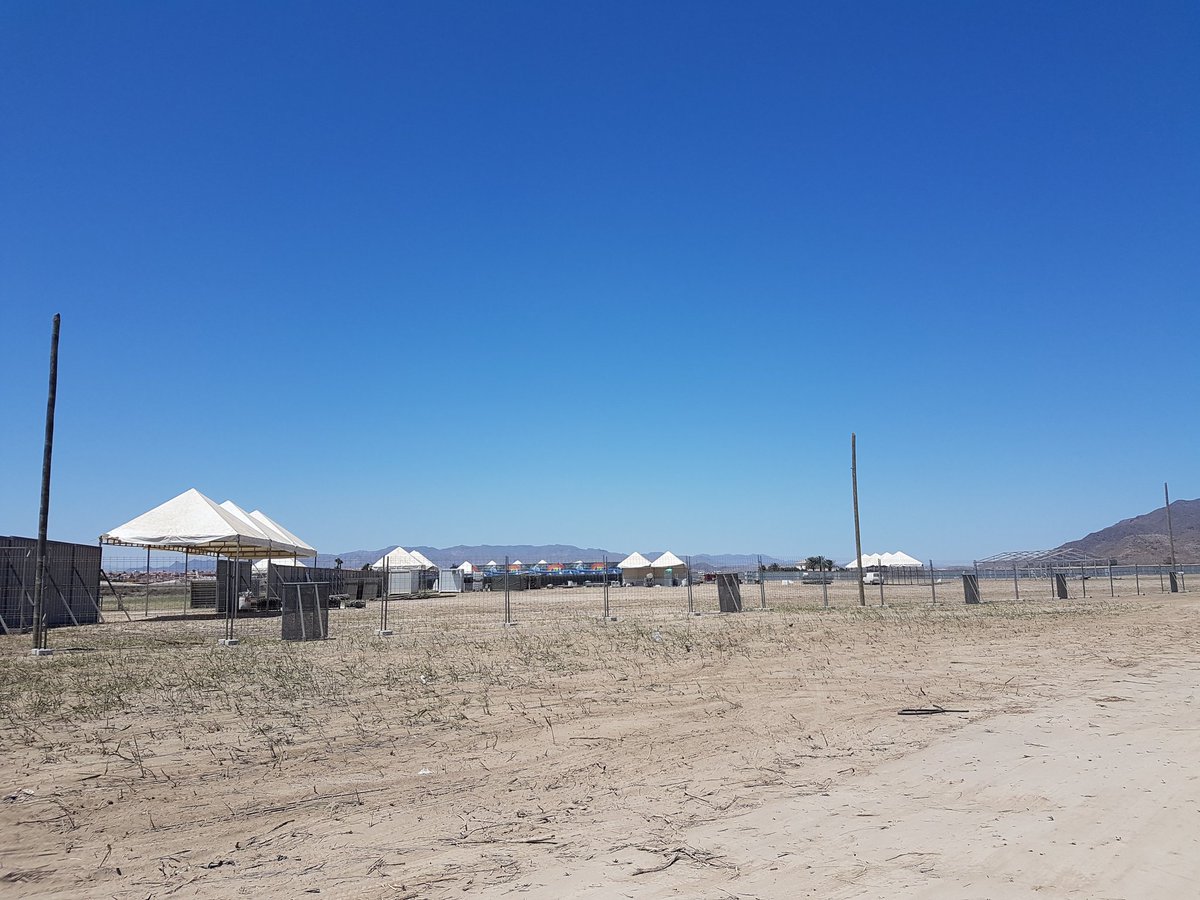 PalomaresOnFire's tweet photo. Preparativos @DreambeachFest #Dreambeach #palomares #Dreamers https://t.co/5mxzsotr2P