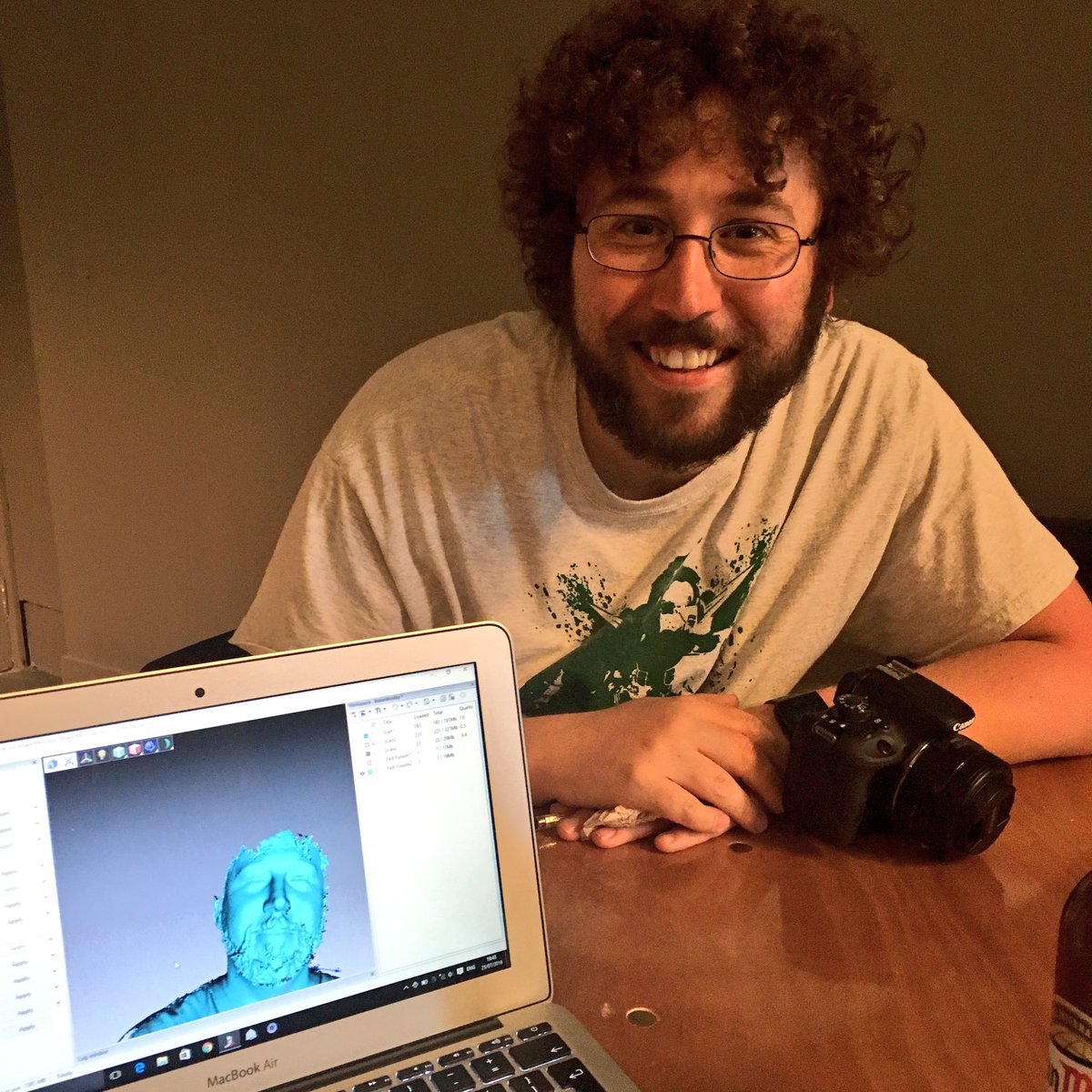 Maker_Monday's tweet photo. DJStoney: At BOMlab for Maker_Monday where backfacestudios 3Dscans GlenDaviesDev with an #Artec in seconds #makerm… https://t.co/kWHzwaIp46