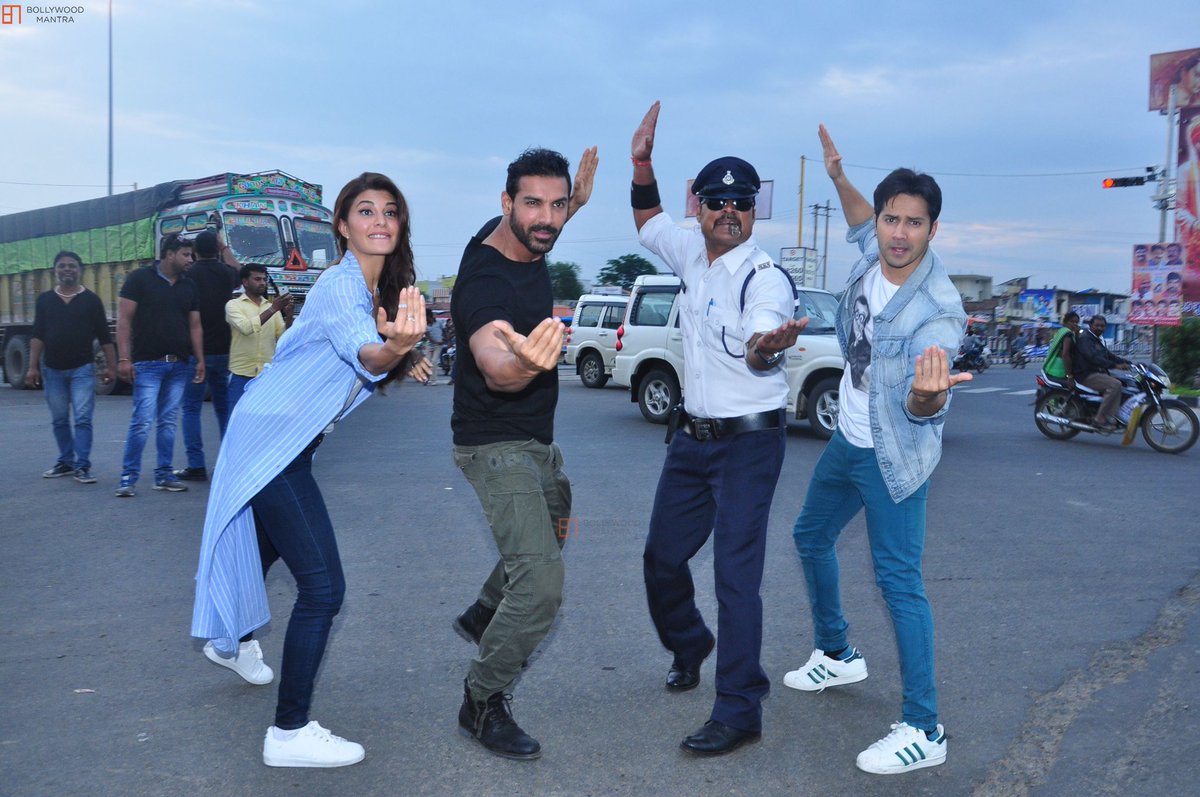 Varun_Kingdom's tweet photo. [PICS] Varun Dhawan, @Asli_Jacqueline and @TheJohnAbraham promoting Dishoom in Indore.

#4DaysToDishoom https://t.co/6xJCNrKwLJ
