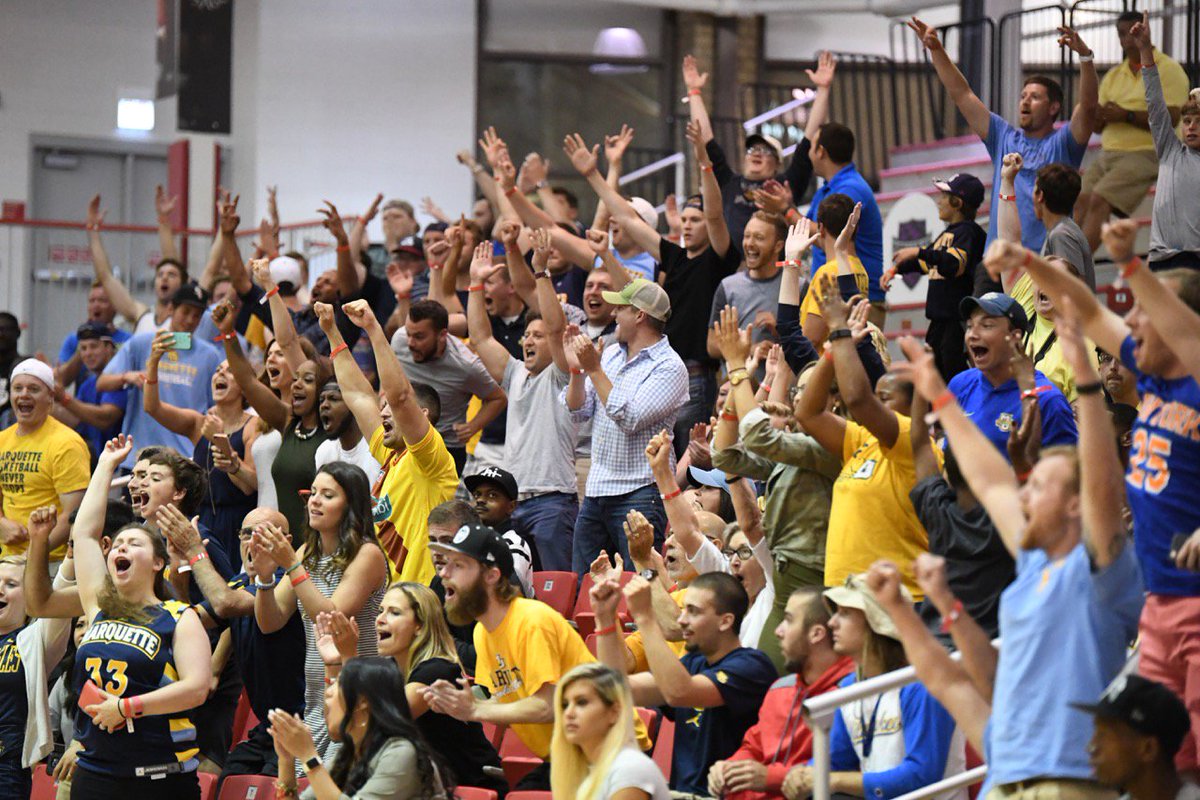 MarquetteMBB's tweet image. Thank you #mubb fans for your tremendous support of the @GoldenEaglesTBT squad in Chicago &amp;amp; Philly. @WessyWes23