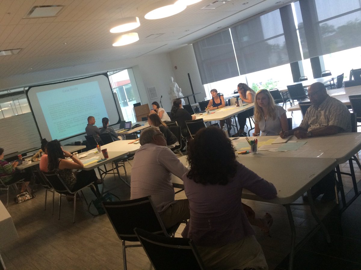 superengager's tweet photo. @HWDSB hosting @HWDSB_EBEST research workshop for @HamCommFdn #ABACUSatHCF grantees...exploring ethics &amp; process https://t.co/vl7SO9c3G9