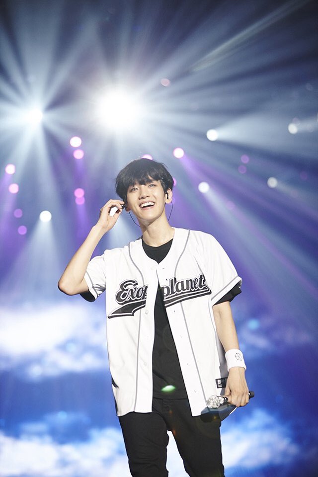 EXOfanbase_Int tweet picture