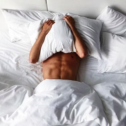 De can be shy in the morning. @Cocky_Dean_1979