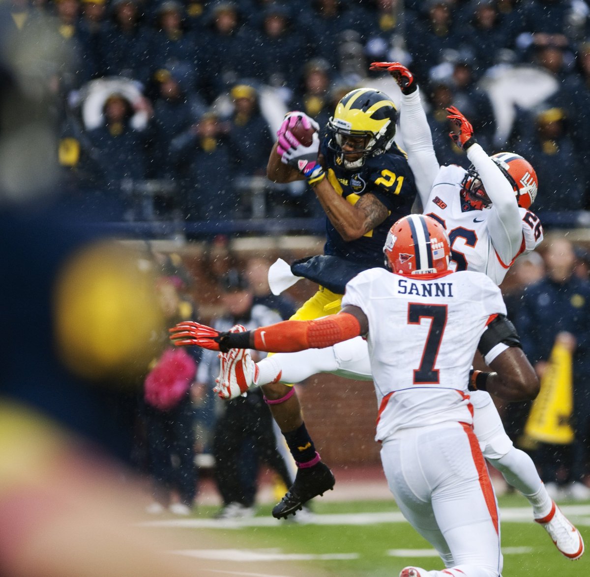 WRTreezy's tweet photo. #MondaySwagger #IGot2ThisTime Football Season approaching, got me in Football Mood. #HoldDat https://t.co/CgK5VZBkmy