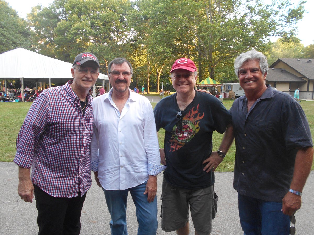 FAndersonMedia's tweet photo. Three of my fav. bluegrass artists -- Carl Jackson @Larry_Cordle &amp; @jerrysalley rocked @MACCBluegrass. @Dixiereb18 https://t.co/EPCkcjtJ4z