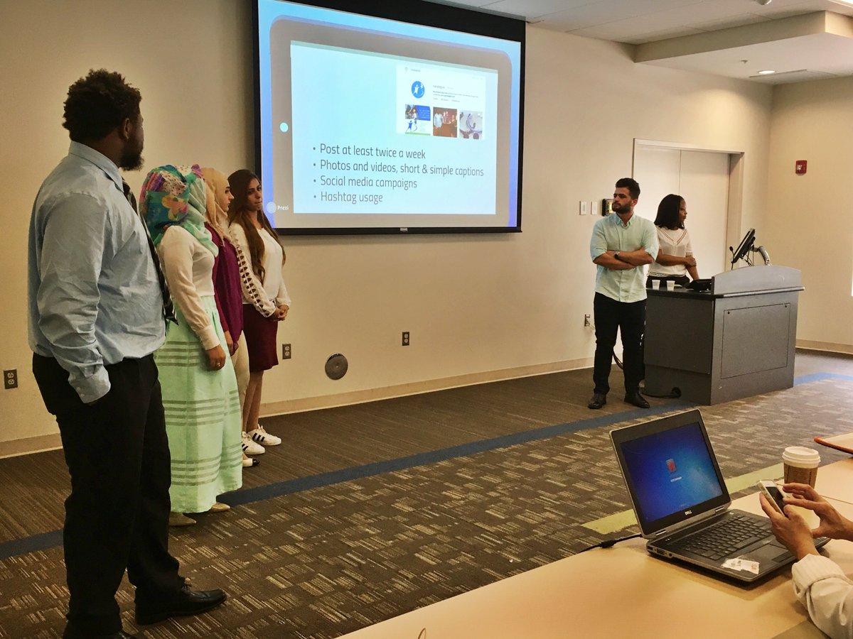 First team presentations with client @BigBroBigSisRVA! You all did amazing!!! 😁🎉 #vcusocialmedia