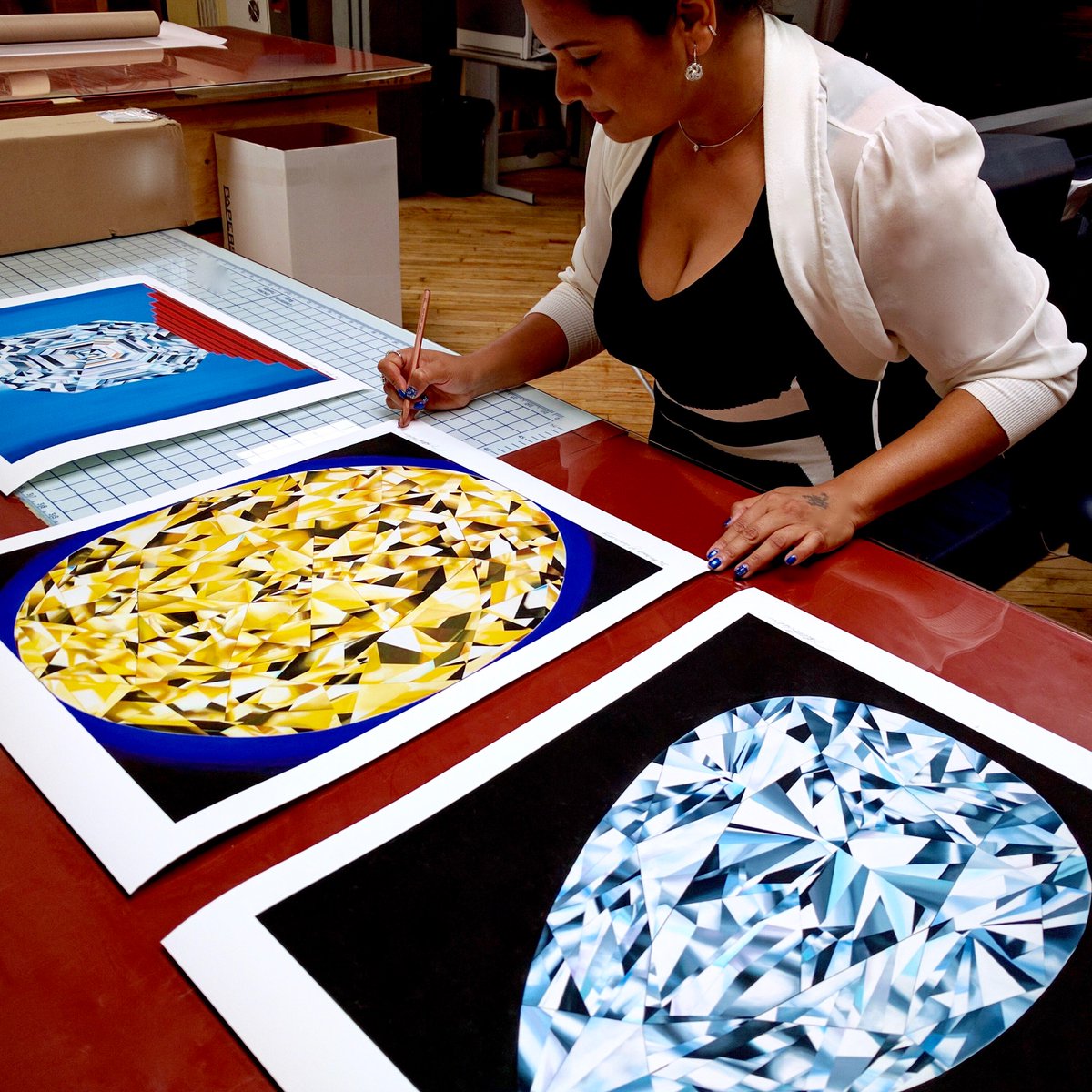 reenaahluwalia's tweet photo. Limited Edition Prints of my #DiamondPaintings avbl. on request only. For price &amp; sizes, info@reenaahluwalia.com💎 🎨 https://t.co/fLfTghwYI7