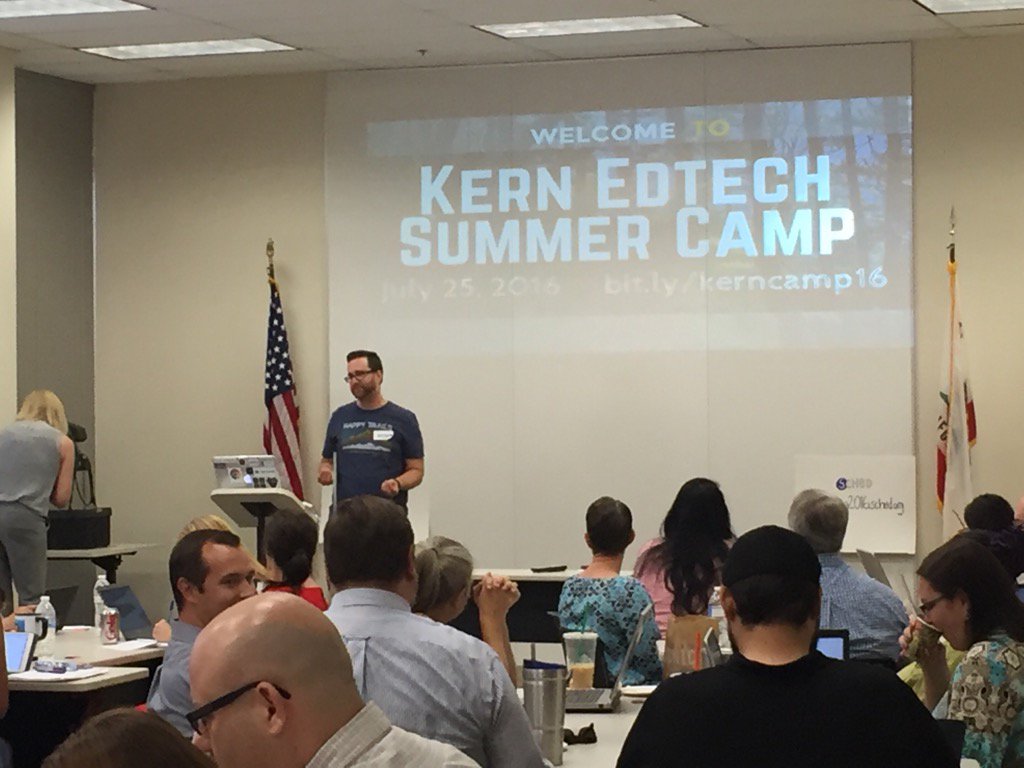 katietechs's tweet photo. #KITT https://t.co/Y3egFtj0wB