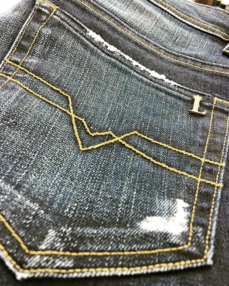 • Denim <a href="/LiguriaAR/">Liguria</a> •
Hoy 20% de ahorro con tarjetas Exclusive Banking y 15% de ahorro con tarjetas <a href="/ICBCArgentina/">ICBC Argentina</a> •