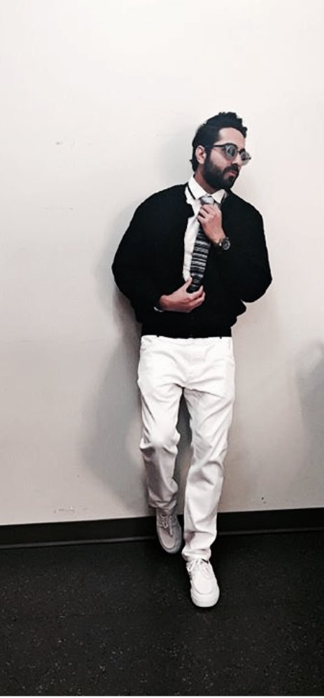 ayushmannffc's tweet photo. @ayushmannk in Vancouver !😍

Styled by @Bhansali_I https://t.co/OCxgOCEvoB