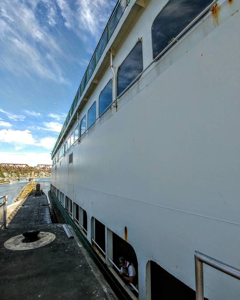 johEckert's tweet photo. Inch-work! @chittendenlocks welcomes M/V Sealth /cc @wsferries #FerryEvent https://t.co/cGgnqgCtJB
