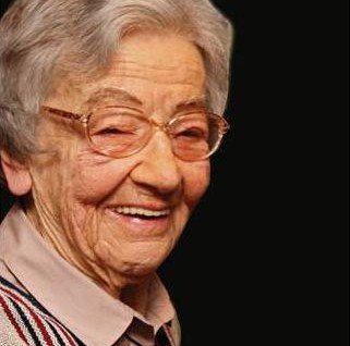 rabbleca's tweet photo. A touching tribute to pioneer feminist and scientist Ursula Franklin by @judyrebick https://t.co/hcTmZMjPXp https://t.co/hWSgJiyRiq