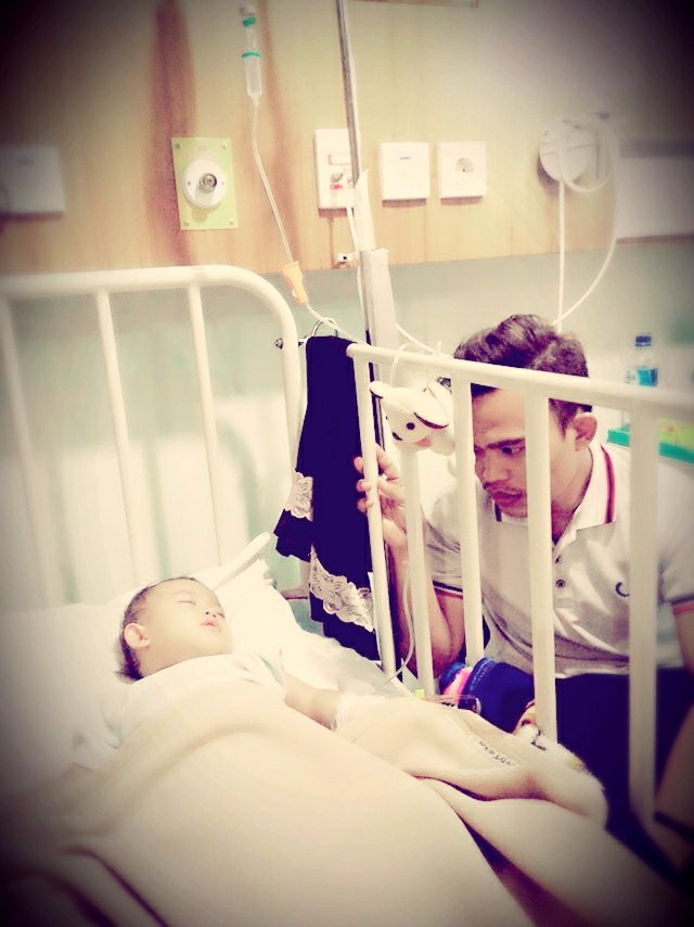 SHaryoso's tweet photo. #RinduPagiItu 
Istirahatlah anakku, tidur yang nyenyak agar pagi itu untuk kita https://t.co/hd8oW1gxlt