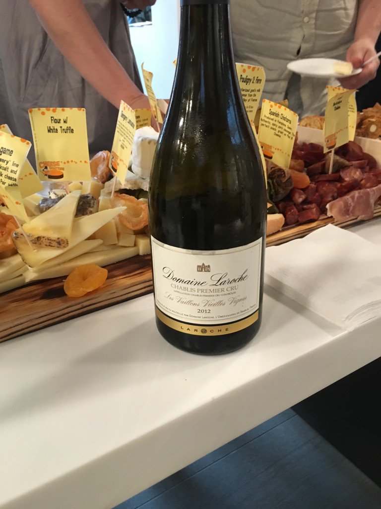 michelle_somm's tweet photo. Tasty cheese &amp; charcuterie to begin the Q&amp;A session @DomaineLaroche @CAPSOntario Sandrine, @buvezentous &amp; Julie https://t.co/Uvrz9xG8Gf