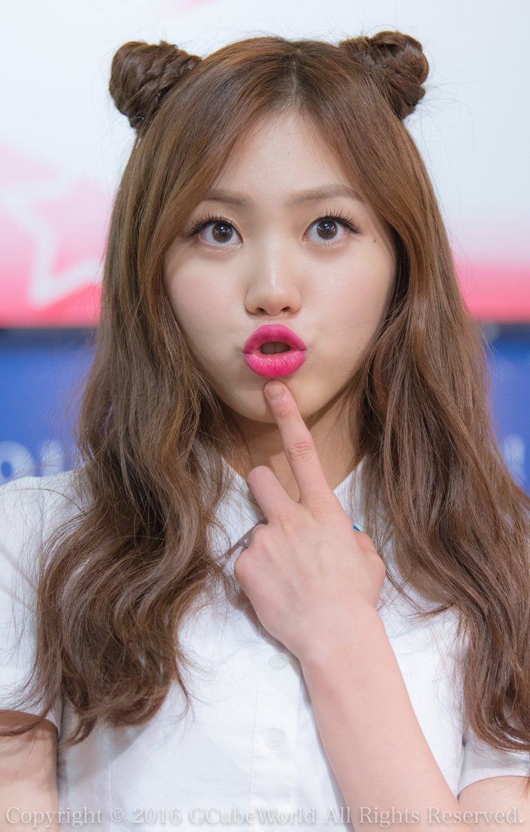 gcube_world's tweet photo. 160725 타워레코드 카와사키 2부 직찍
#CLC #씨엘씨 #은빈 https://t.co/Q1gOA34THa