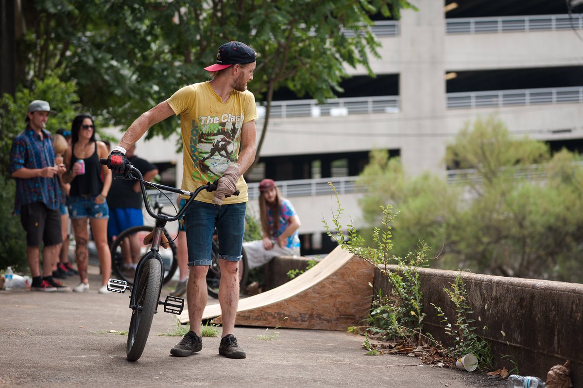 dingus_falcon's tweet photo. #bmx https://t.co/BxvICkLu9d