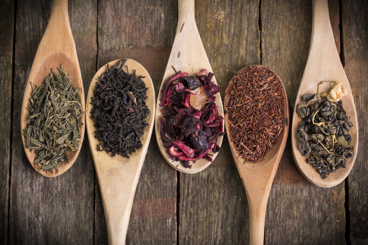 DiamondbackFit's tweet image. The benefits of tea are numerous! Many have antioxidants, help with weight loss, protect bones, and boost immunity!