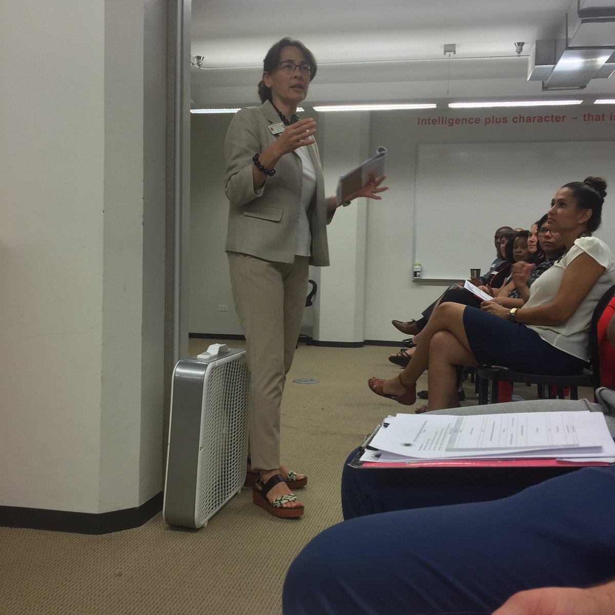 CityYearChicago's tweet photo. Starting Strong! Have @StephanieWu_CY providing the foundation of #WholeSchoolWholeChild to our team! #oneCY https://t.co/ALGGF60UGC