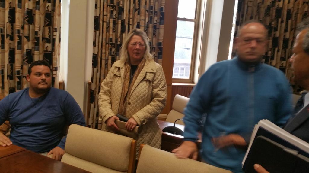 ricardomackenzi's tweet photo. Final Campaign Meeting. Looking forward to 3rd August.
#KeepMakingProgress
#DeLilleForMayor
#LGE2016 https://t.co/SMctMmckN0