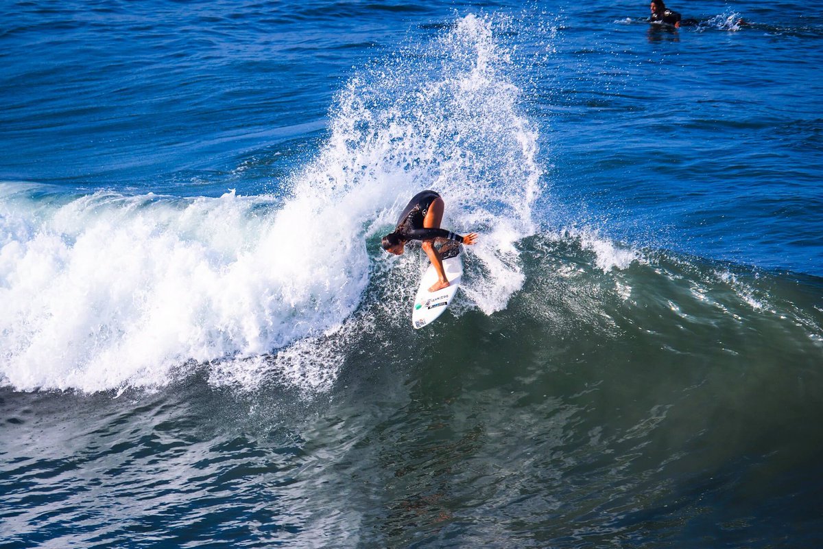 johannedefay's tweet photo. Back at the office ! #itsOn #wsl #usopenofsurfing @wsl https://t.co/HDmr51uQOw