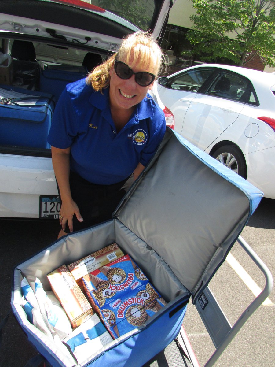 Ice cream delivered! meetingmeals.com/ccc-sweets-tre… HagenDaz, Dove, Nestle Cones, Twix &amp; Snickers Ice Cream Bars, Fruit Bar