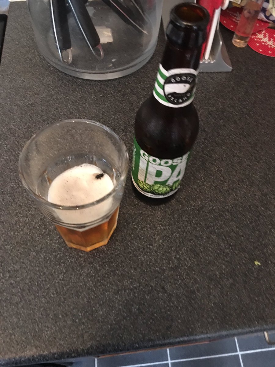 When you open and pour your beer and out pops this too #deadfly <a href="/Morrisons/">Morrisons</a> <a href="/GooseIsland/">Goose Island Beer Co.</a>