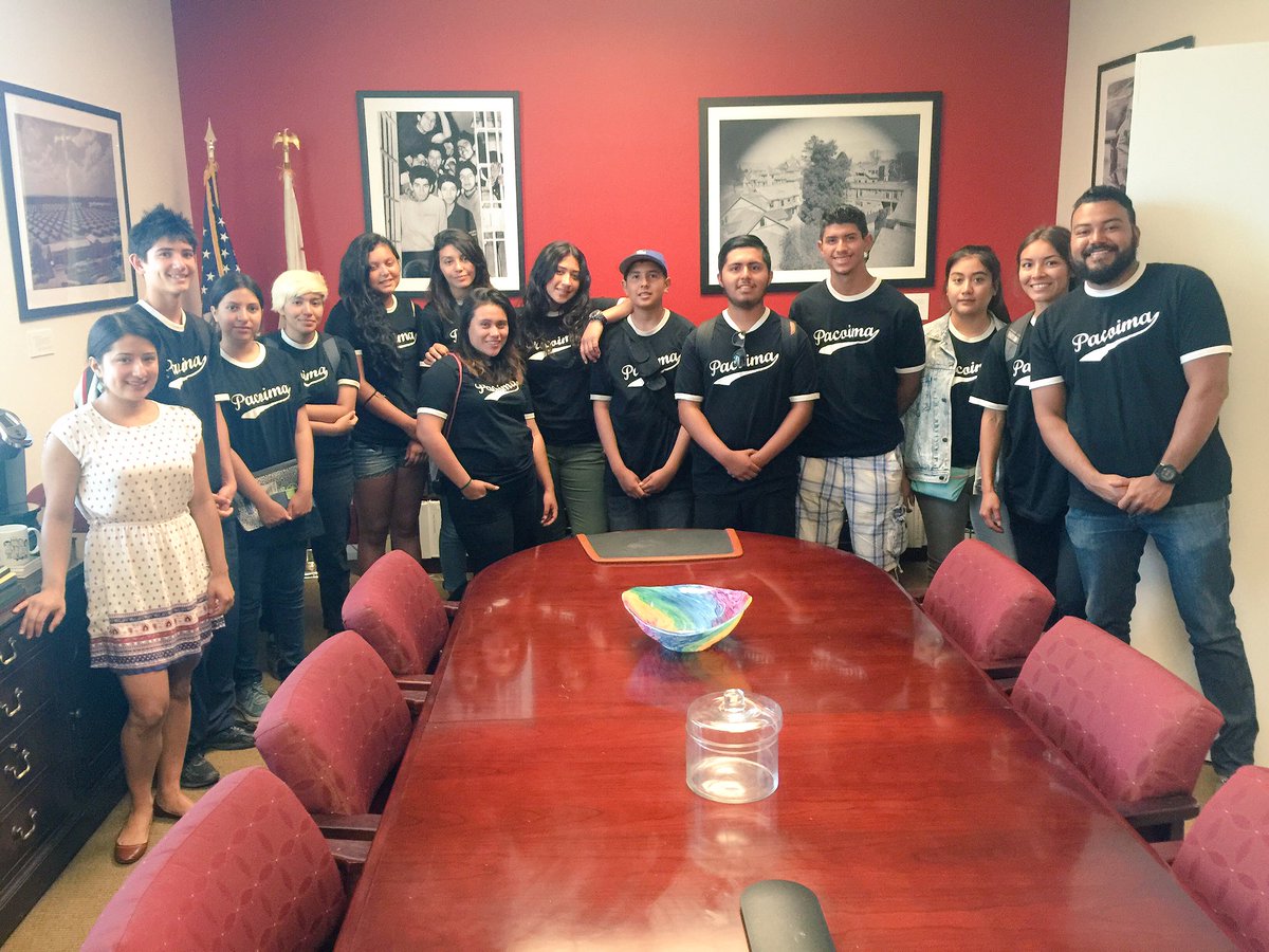 UrbanSemillas's tweet photo. Visiting with @hertzieLA while in Sacramento as part of our #aguauniversity state water tour with @PB__Community . https://t.co/delEWx1KQL
