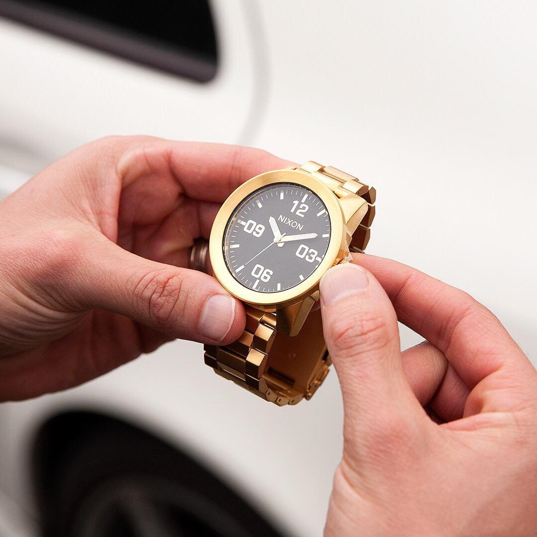 cheamsp's tweet photo. Watch out! We’ve got lots of awesome #Nixon watches to keep you on time as summer flies by. Photo: @nixon_now https://t.co/mFrAZzyvGL