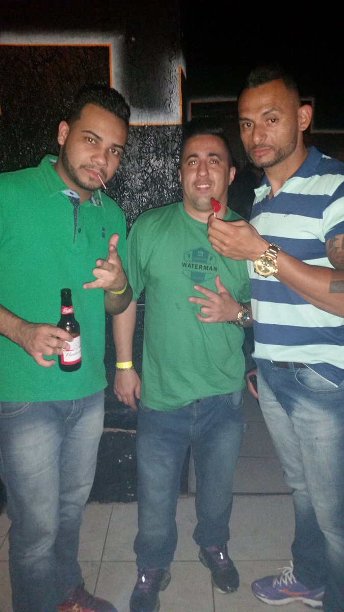 Sem palavras para essa rapaziada da hora!