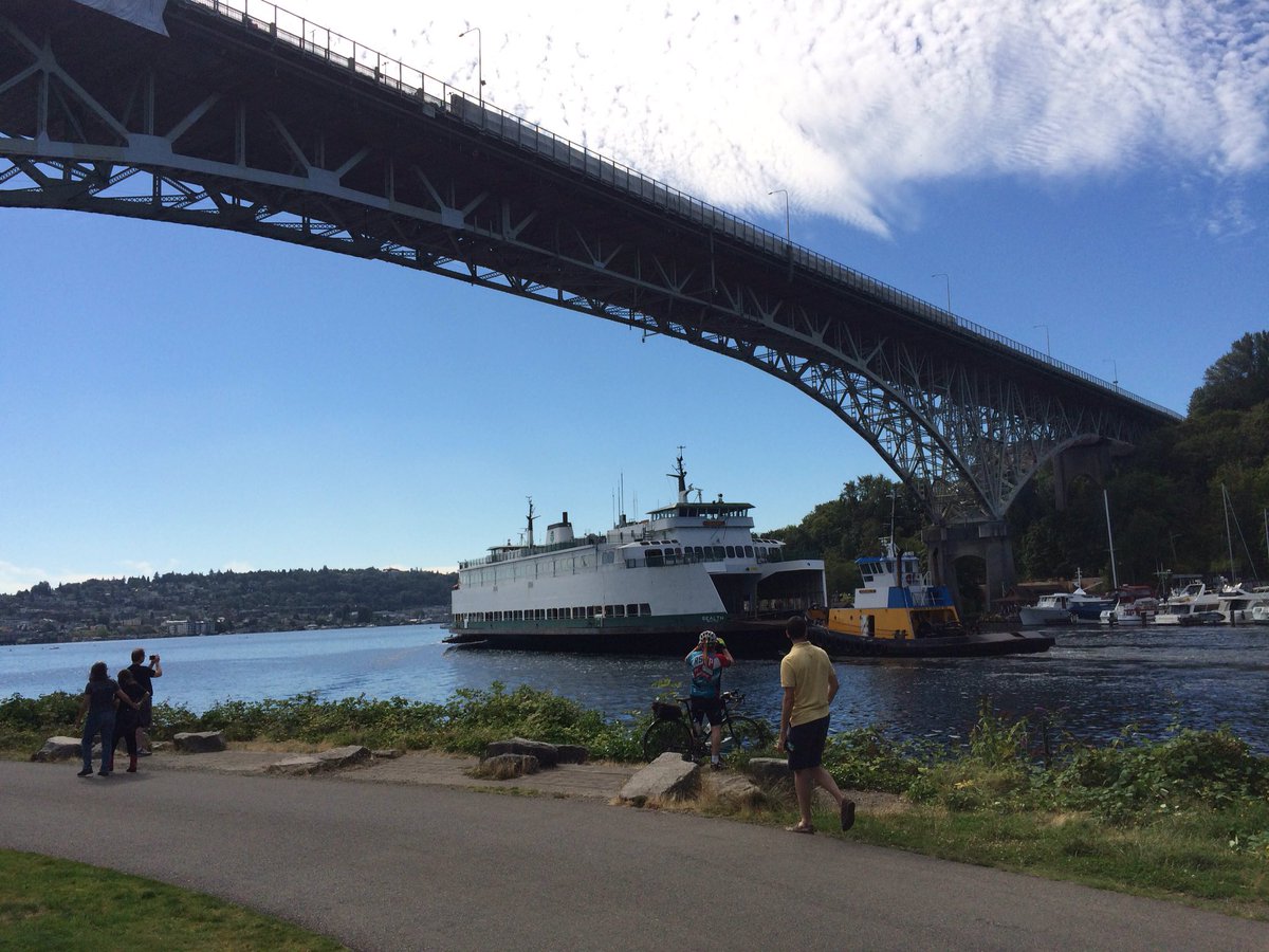 wsferries's tweet photo. Ferry Sealth just passed under the Aurora Bridge! #FerryEvent @wsdot @seattledot https://t.co/NQSGh6GIoO