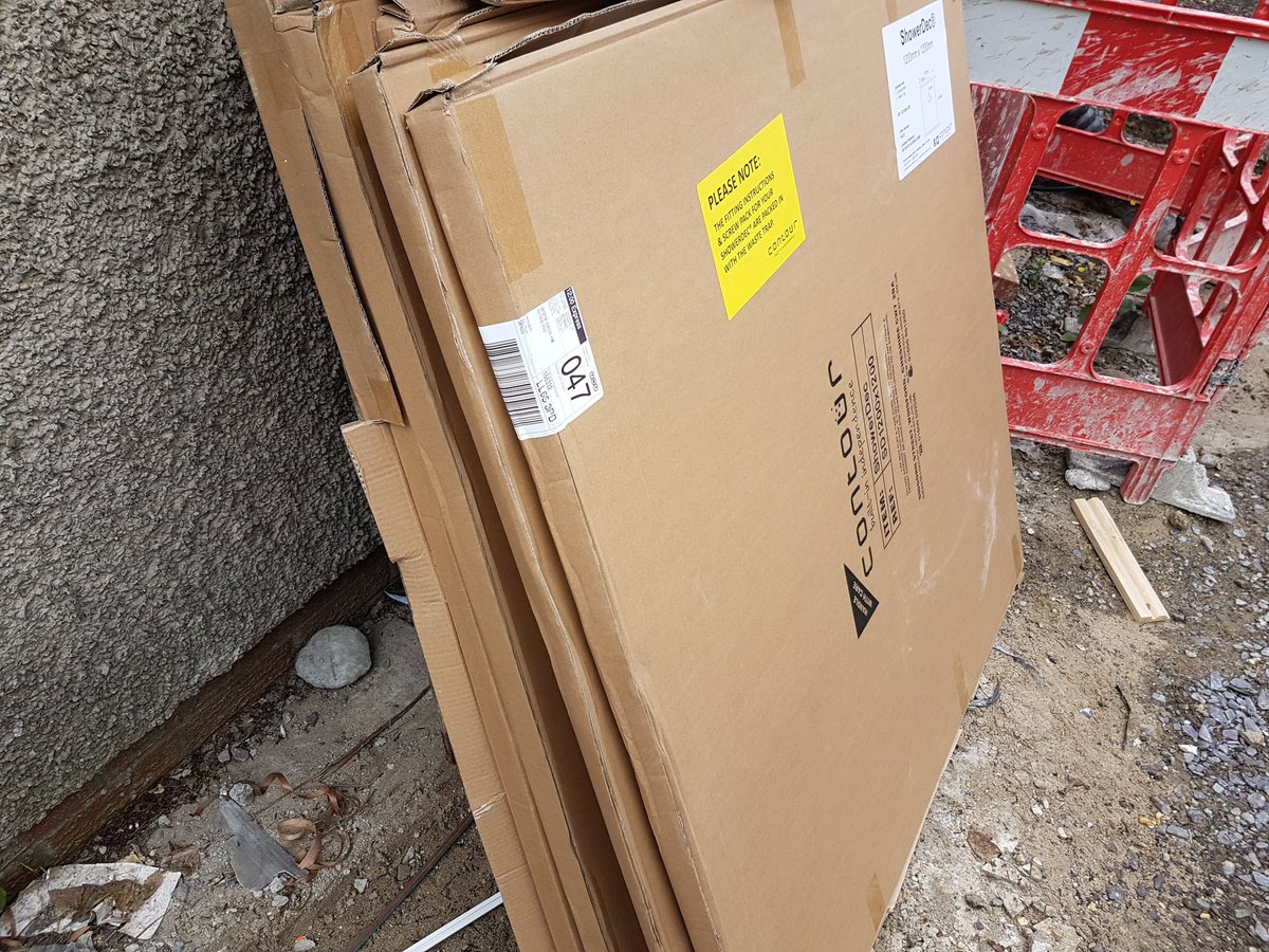 Indep_Sol's tweet image. NINE @ContourShowers #showerdec delivered this morning for installation this week!