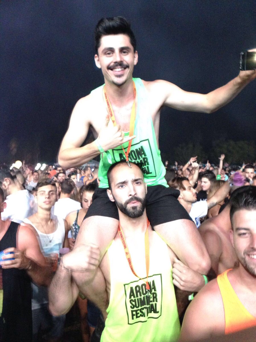 aleeherrerahndz's tweet photo. Otro año más, espectacular @AronaSummerFest #ASF16 https://t.co/sMFTXIhUzb