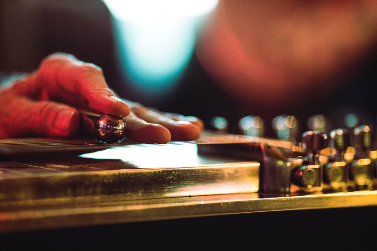 fourstjames's tweet photo. The steel guitar is an iconic part of country music. Read more about it: https://t.co/qMm8WMHffP #texas https://t.co/HvuMFpz3Qd
