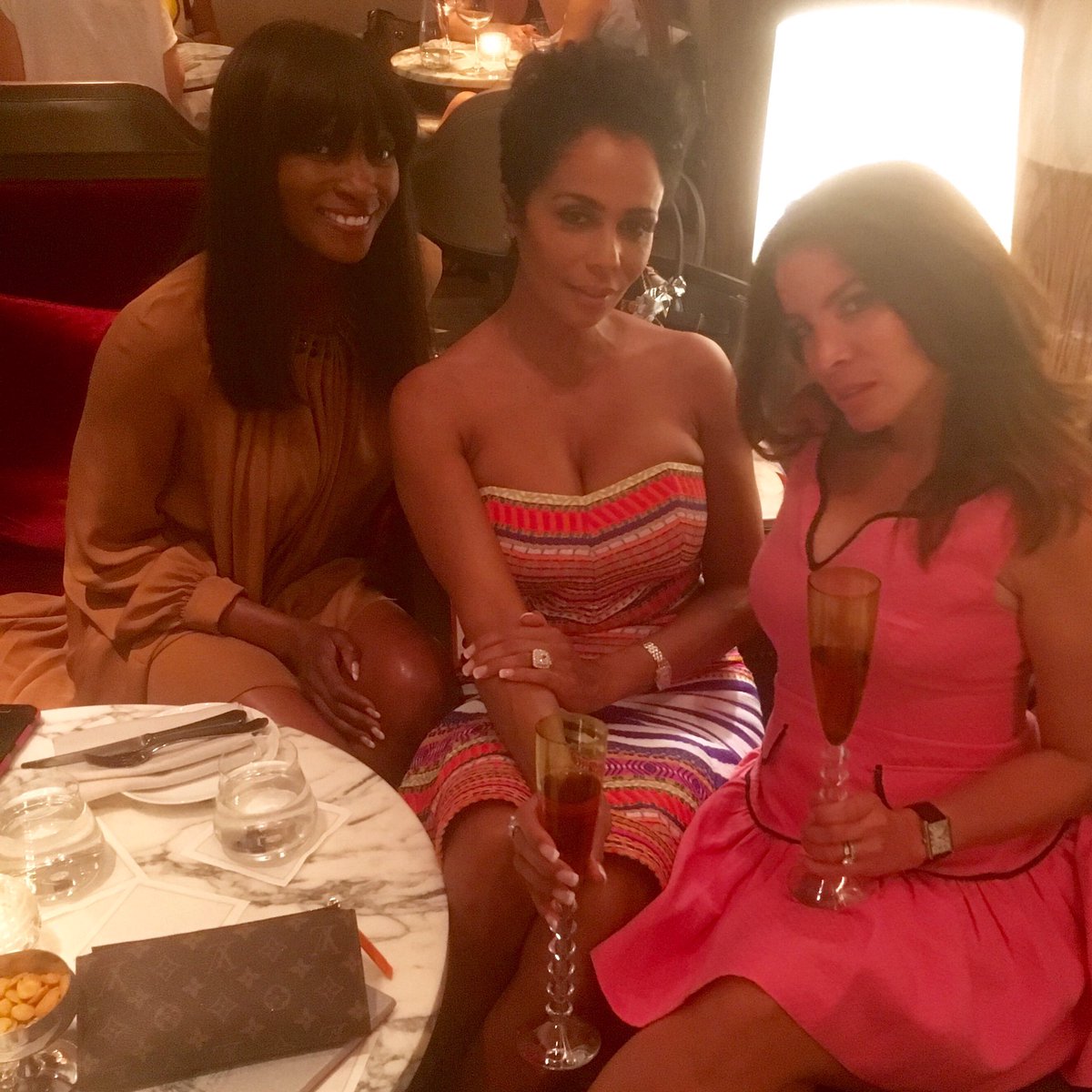 ModelDawnLeak's tweet photo. Celebrating new friends. Happy birthday @fabuloushorsenj #baccarat #cocktails #girltalk #DawnLeak @ALISAMARIA1 https://t.co/lHcD1qDGGk