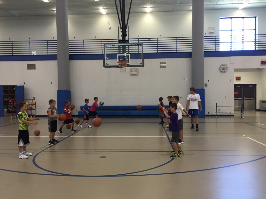 WoodburyHoops's tweet photo. Despite stitches and black eyes, @Nolanglunz13 teaching passing at camp...that's grit!  #nexttimeduck https://t.co/dwO5tfWm8b