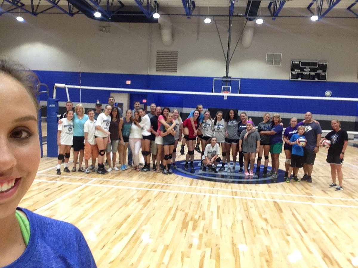 wcsNHSas's tweet photo. Season is here!  I am so grateful for the NHSvb family and running the mile at 6am.  #BringIt #LiveByTheSWORD https://t.co/E0faEjDuCA