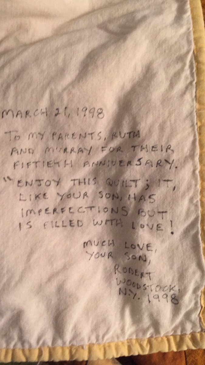 MerandaMary's tweet image. I found this wonderful quilt at an antique shop, anyone know Robert??