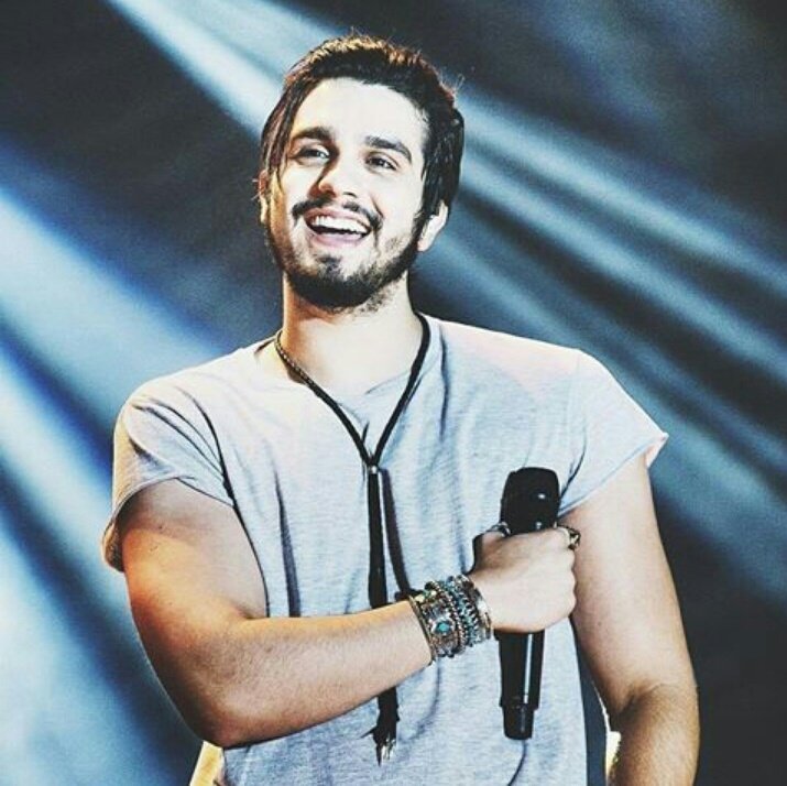 evelyn_lisandra's tweet photo. Eu não entendo como uma pessoa consegue te odiar 😥 @luansantana #luansantana #luanjo https://t.co/yhqg1H2Qu9
