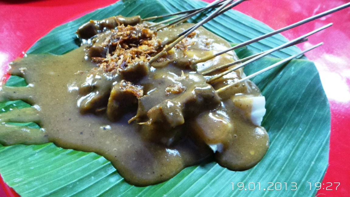 arieparikesit's tweet photo. Legenda di #Jakarta 

Sate Ajo Ramon Pasar Santa #Jaksel https://t.co/JczEjBdszt