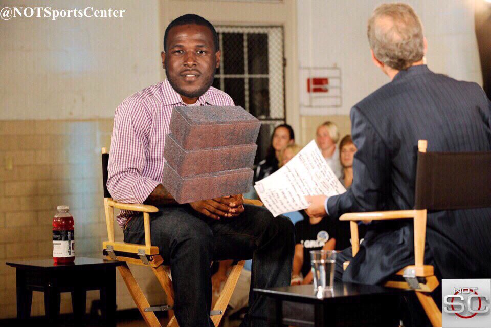 NOTSportsCenter's tweet photo. New Heat G Dion Waiters: "This fall, I've decided I will be taking my bricks to South Beach." https://t.co/sN3KQCVGZd