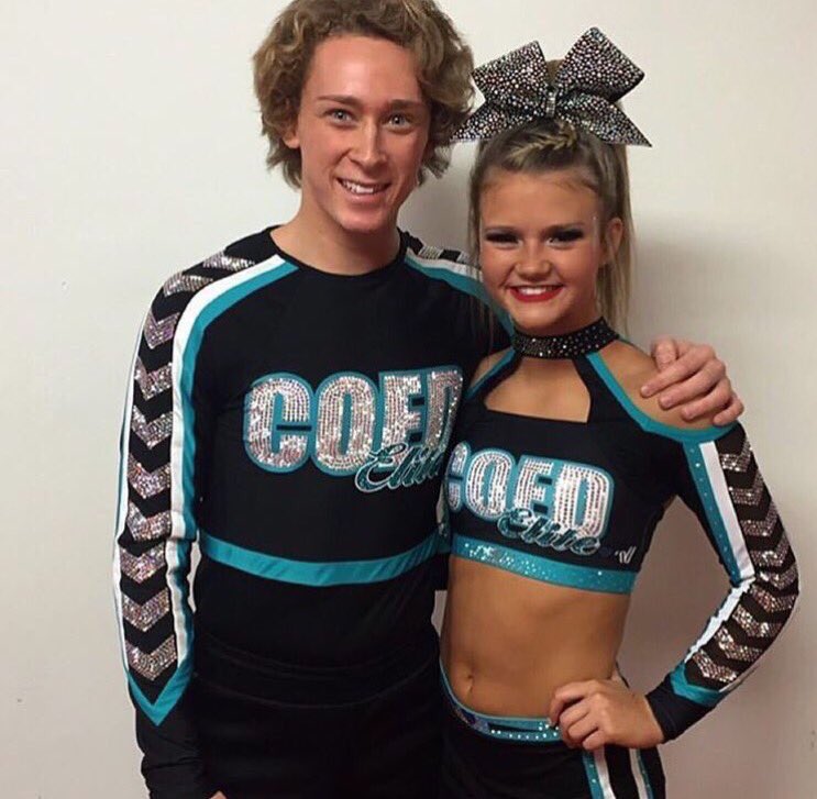 probcheer's tweet image. I'm sorry but am I the only one who sees the similarities